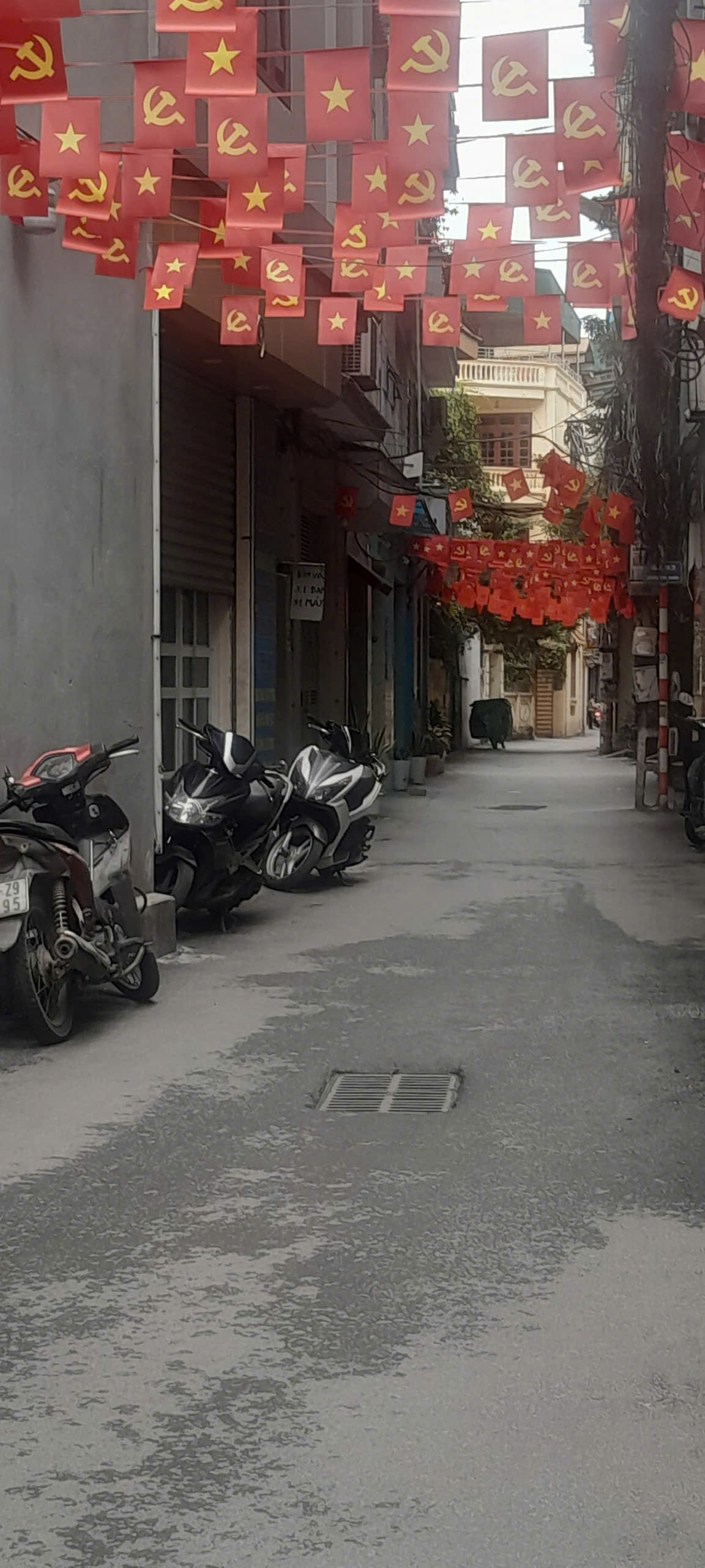 Bán Nhà 40m x 4 tầng sổ đỏ sẵn giá hơn 5 tỷ