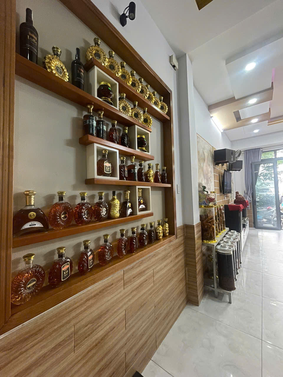 -NHÀ ĐẸP - KIÊN CỐ VÀO Ở NGAY ĐÓN TẾT -TẶNG FULL NỘI THẤT - ĐƯỜNG NHỰA XE -TẢI TRÁNH - KHU DÂN TRÍ TOÀN NHÀ CAO -TẦNG - LÊ THỊ RIÊNG Q12.