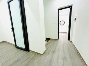 Bán nhà phân lô Ngọc Hồi