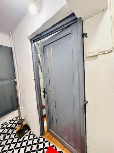 Bán Căn hộ tập thể Mai Động - đã cải tạo