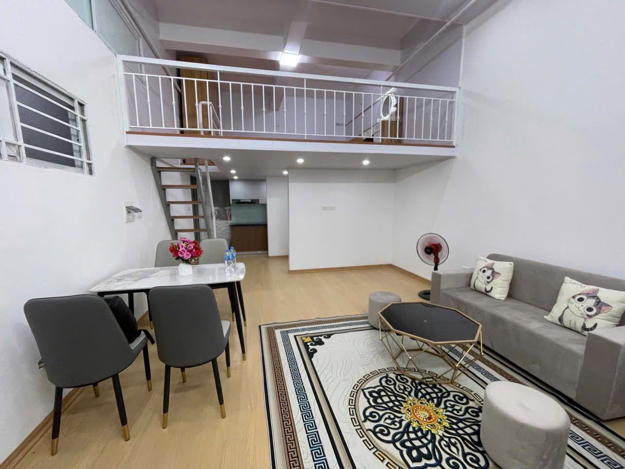 Bán căn hộ thương mại tung tâm Hà đông, DT 50m2, 2N1vs, Pháp lý rõ ràng, Giá chỉ 1,79 tỷ