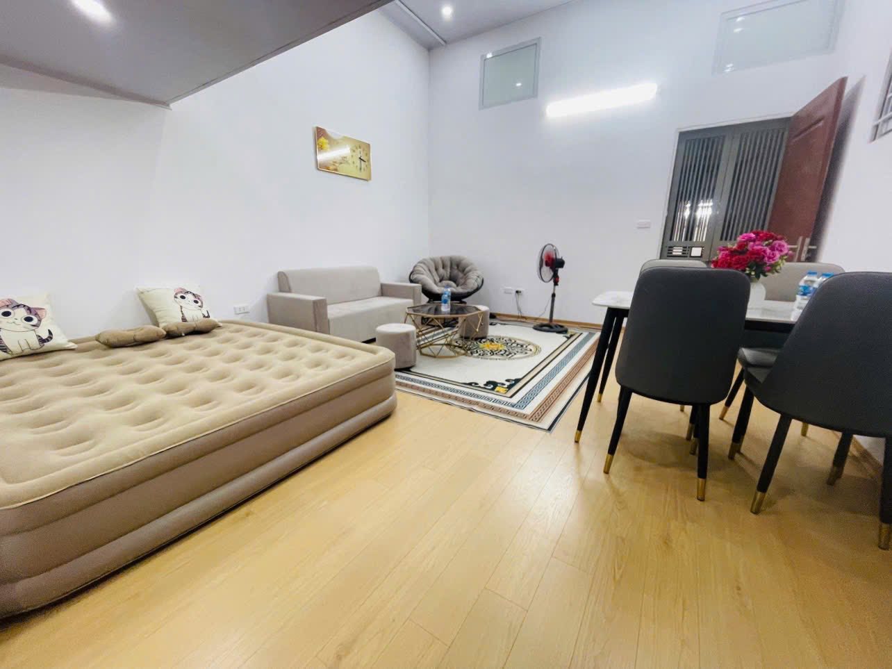 Bán căn hộ thương mại tung tâm Hà đông, DT 50m2, 2N1vs, Pháp lý rõ ràng, Giá chỉ 1,79 tỷ
