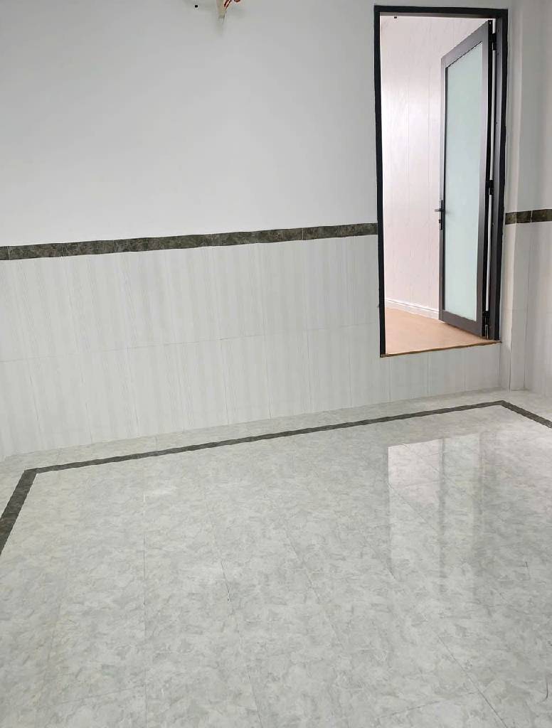 (BÌNH TÂN) BIỆT THỰ 2 TẦNG THU NHỎ 48m2 Ở VỊ TRÍ ĐẮC QUỐC LỘ 1 ( AO ĐÔI ) BÌNH HƯNG HOÀ - NHÀ ĐẸP NHƯ MỚI GIÁ KHÔNG ĐẾN 5 TỶ