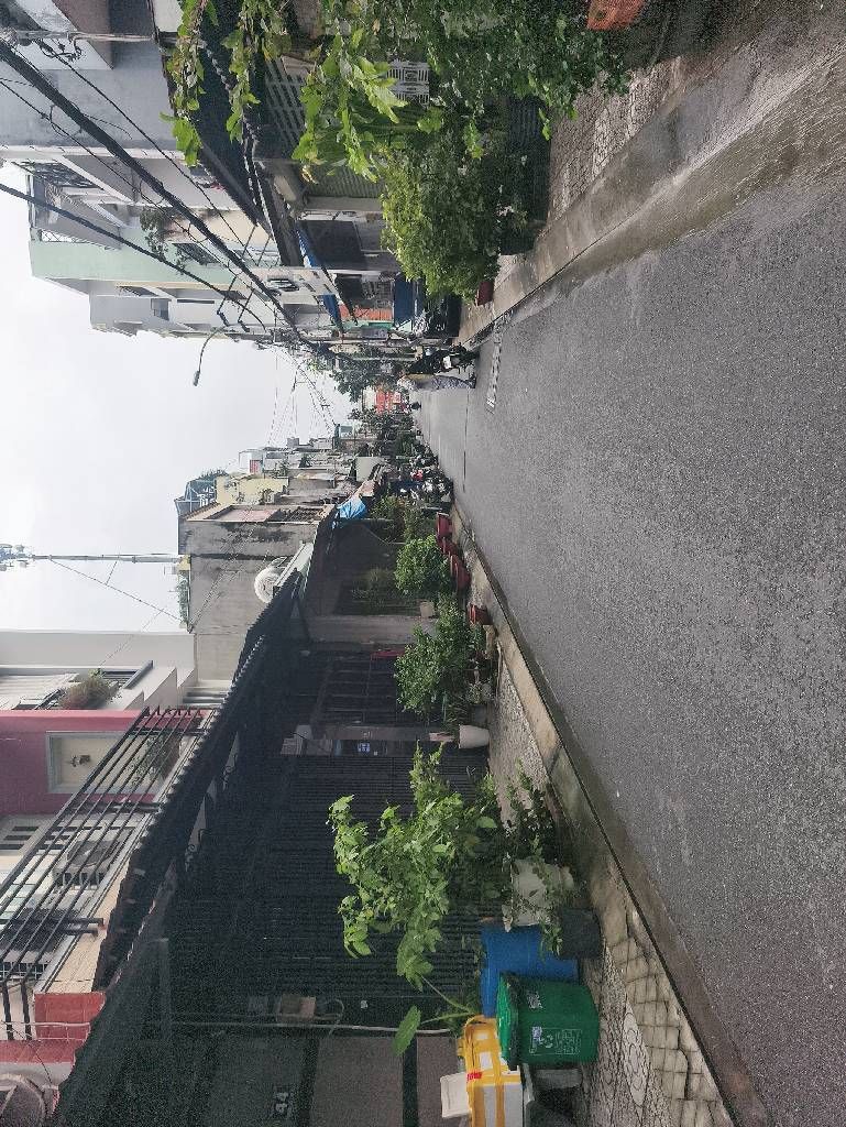 1/ ĐẦU HẺM. NHÀ MỚI 2 TẦNG. 4x10 - HẺM XE HƠI THÔNG - NGÃ 4 MÃ LÒ - CHỈ 3,6Đ