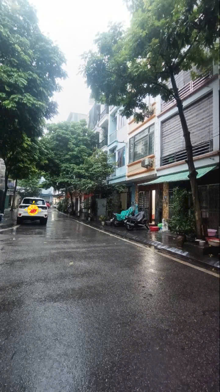 BÁN NHÀ PHỐ ĐẶNG VŨ HỶ - VIỆT HƯNG - LONG BIÊN