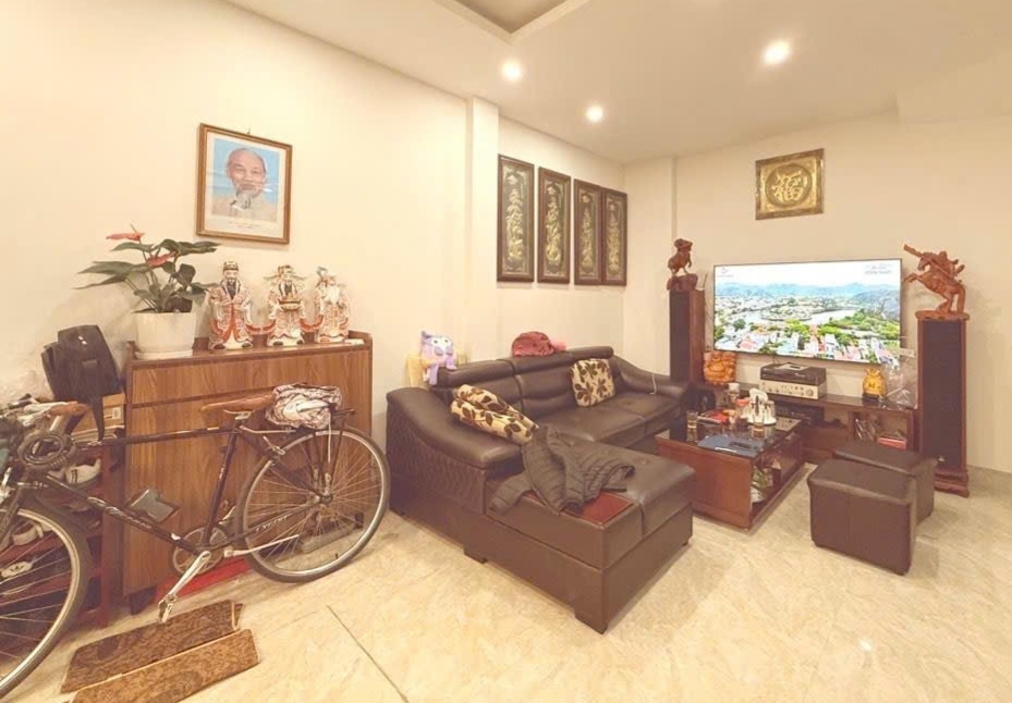 BÁN NHÀ, TRƯỜNG LÂM, VIỆT HƯNG, LONG BIÊN, 40m2x5T, Ô TÔ VÀO NHÀ, GIÁ 10T