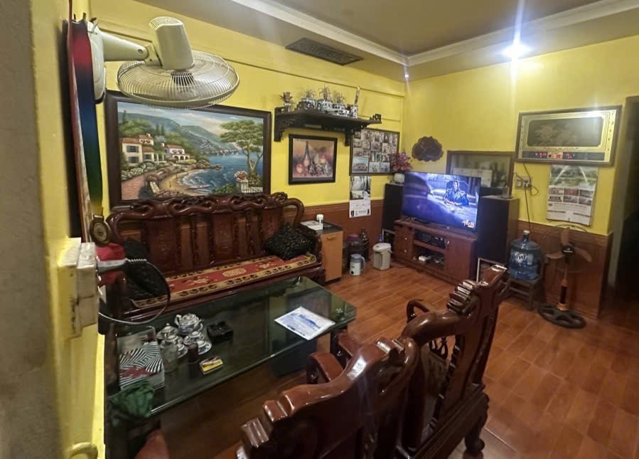 Bán nhà Thượng Thanh, Việt Hưng, Long biên, 70m2, ôtô Tránh, Giá nhỉnh 7t