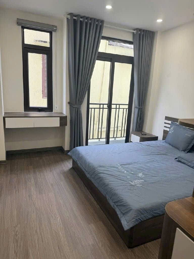 Bán nhà Đúc Giang, Việt Hưng, Long Biên, 57m²x3t, Full nội thất, Chỉ 10m ra ô tô tránh, Nhỉnh 8 tỷ,