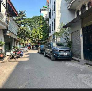 BÁN NHÀ, NGÔ GIA TỰ,  VIỆT HƯNG, LONG BIÊN, 35m2x5t, 20m RA Ô TÔ, GIÁ NHỈNH 6t