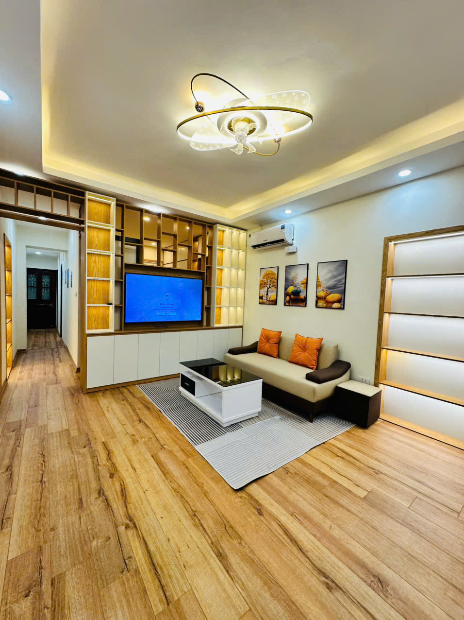 Bán nhà tập thể Phố Huế - Nguyễn Công Trứ 90m2, 3 ngủ 2WC chỉ nhỉnh 4 tỷ