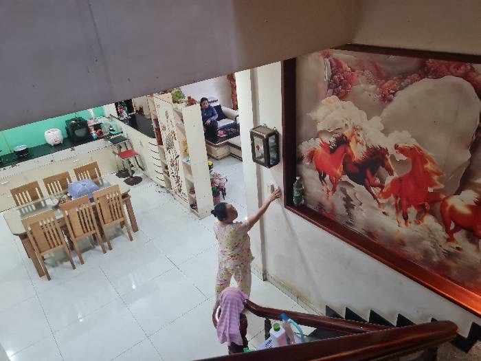 NHÀ HẺM OTO RA VÀO THOẢI MÁI, OTO ĐẬU TRƯỚC NHÀ, CHỈ VIỆC XÁCH VALI VÀO LÀ Ở - GẦN UBNN PHƯỜNG TAM BÌNH