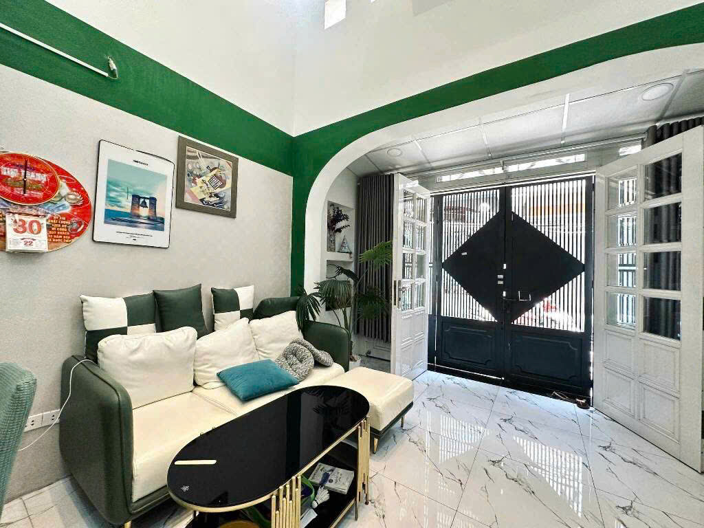 BÁN NHÀ MỚI, SẴN HỢP ĐỒNG THUÊ NGÔ TẤT TỐ