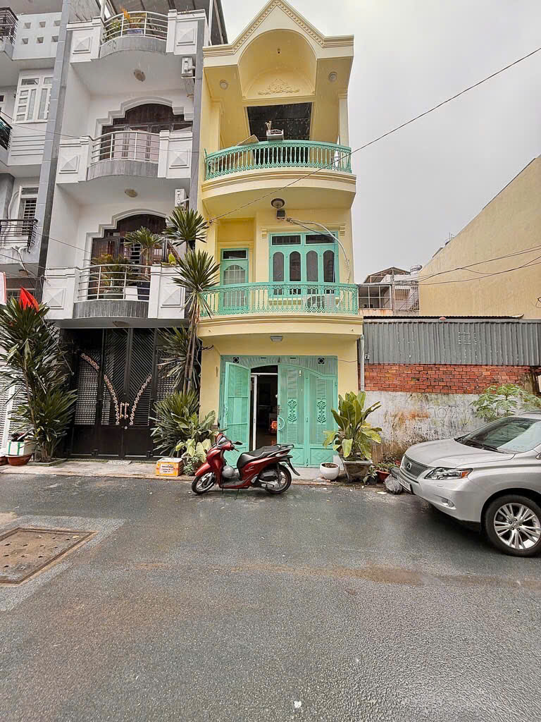 BÁN NHÀ PHAN VĂN TRỊ