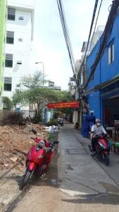 Bán nhà CMT8, 2 mặt tiền trước sau, 60m2, giá 11.2 tỷ