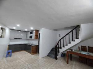 VÕNG THỊ-MỚI TOANH(HIẾM NHÀ BÁN) DT:45M2-6 TẦNG THANG MÁY-GIÁ 10 TỶ