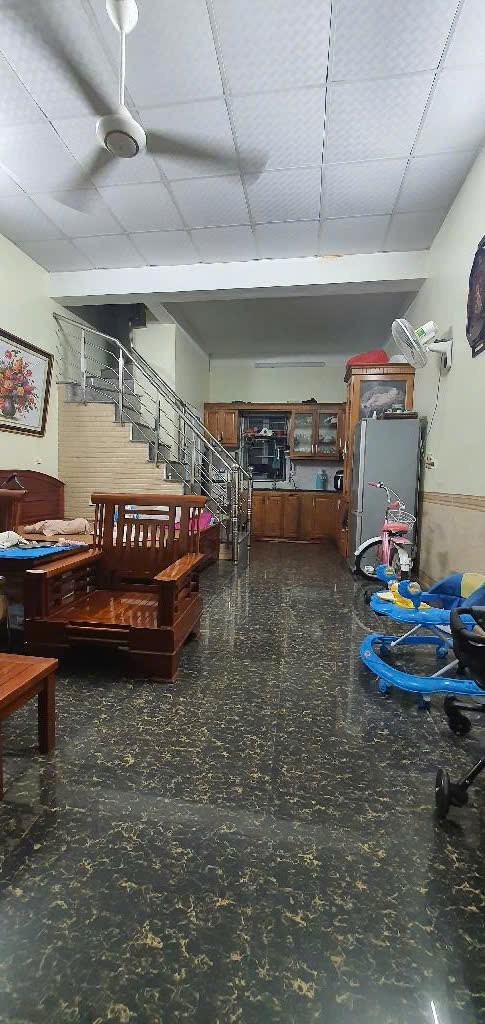 Nhà Giá Phải Chăng