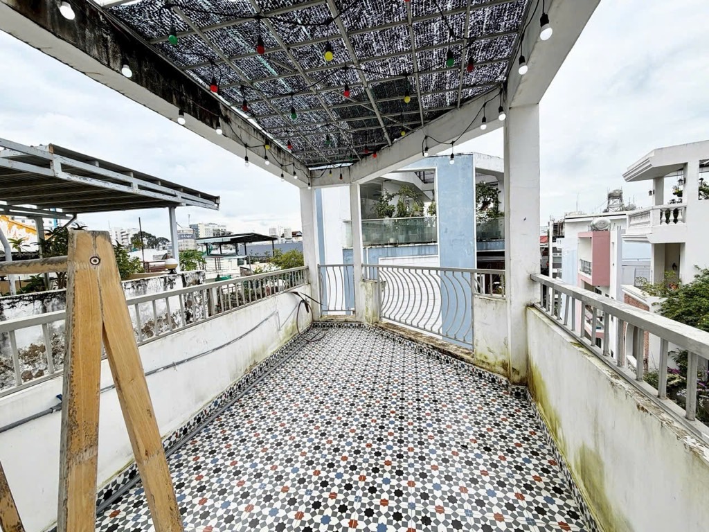 Nhà Siêu Đẹp đường Nơ Trang Long, BTh – 6 Tầng Hẻm Xe Tải – Giá nhỉnh 5 Tỷ