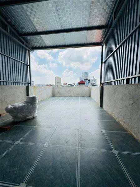 Thịnh Quang, 6 tầng, thang máy.