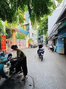 Thịnh Quang, 6 tầng, thang máy.