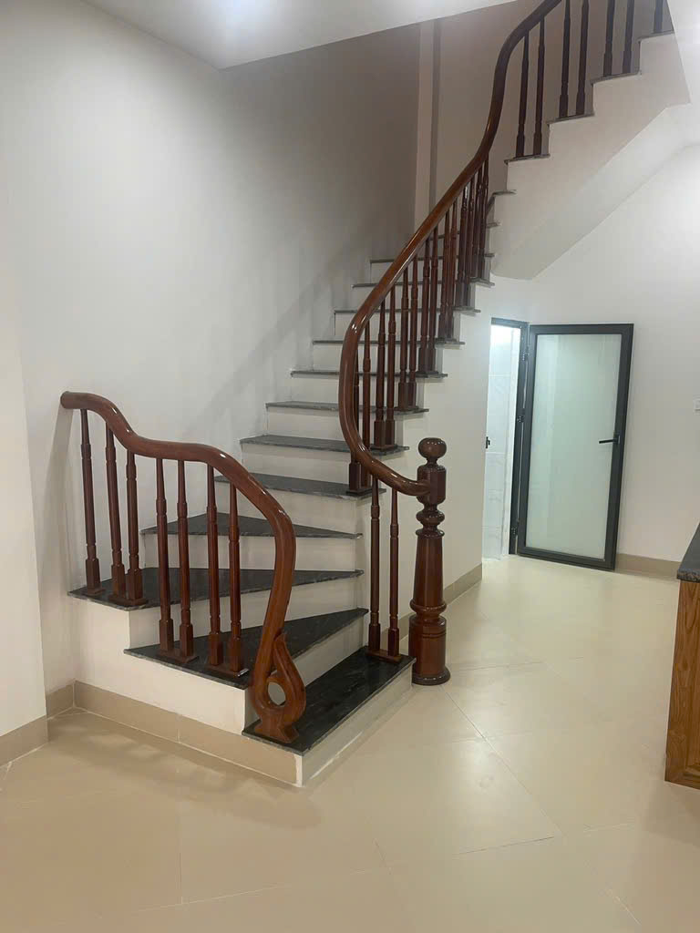 BÁN NHÀ QUANG TRUNG HÀ ĐÔNG. Ô TÔ ĐỖ CỬA GIÁ CHỈ NHỈNH 6T