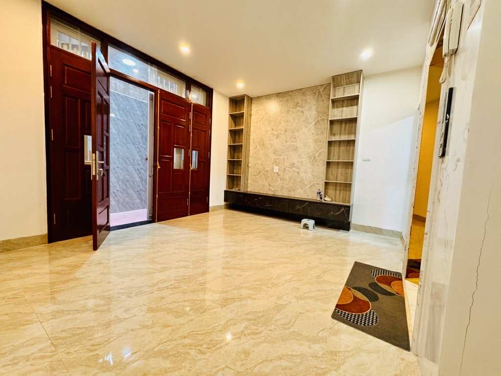 NHÀ MỚI TINH -  NGÕ THOÁNG, SÁNG - 6 TẦNG THANG MÁY - 8.5 TỶ