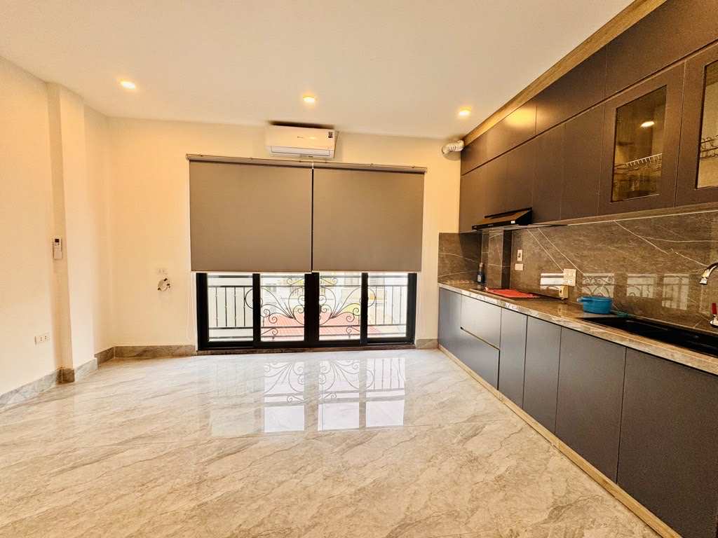 NHÀ MỚI TINH -  NGÕ THOÁNG, SÁNG - 6 TẦNG THANG MÁY - 8.5 TỶ