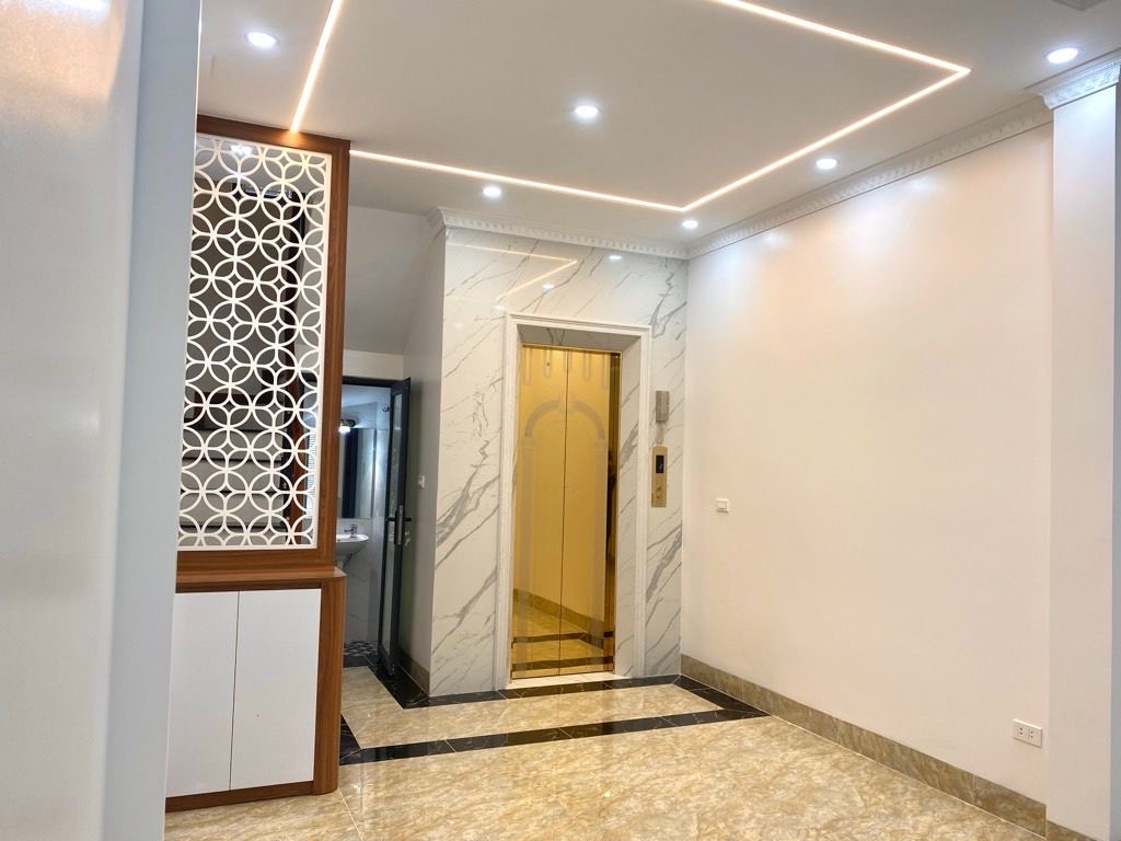 Nhà Mặt Phố Cầu Giấy Kinh Doanh