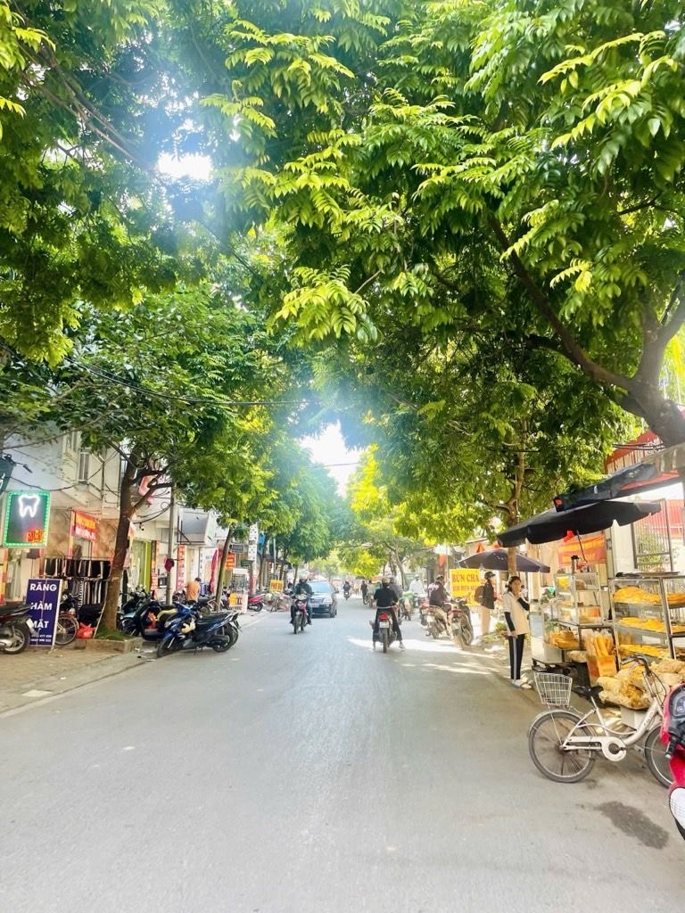Nhà Mặt Phố Cầu Giấy Kinh Doanh