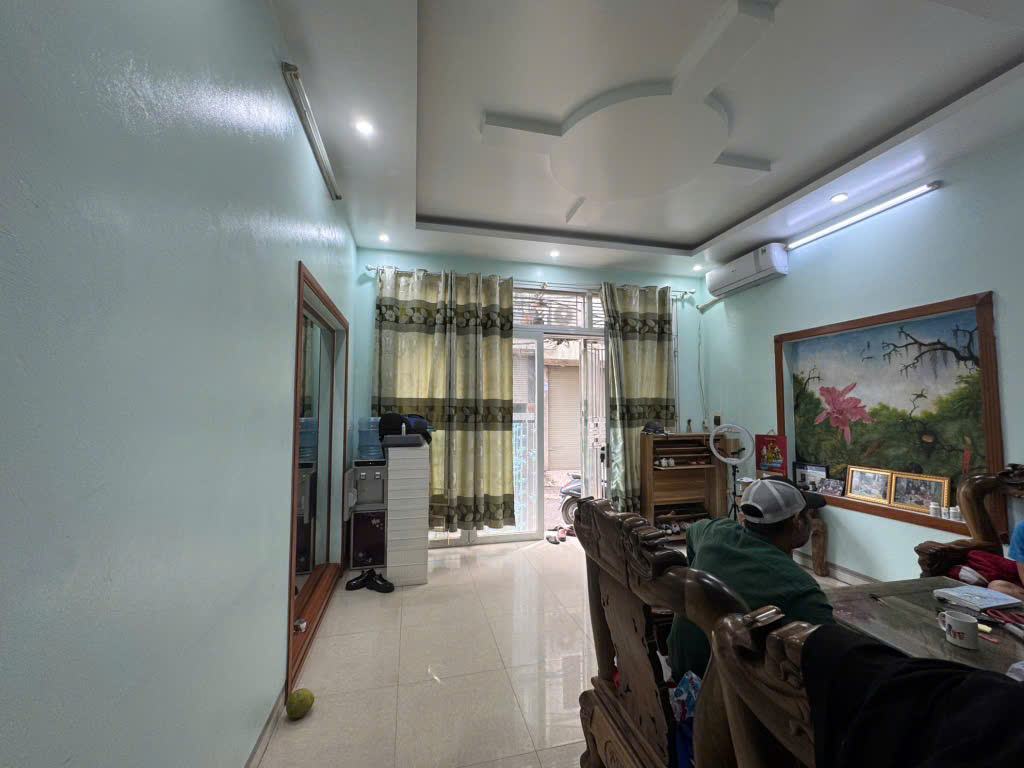 NHÀ ĐẸP - NGÕ THÔNG - Ô TÔ ĐỖ CỬA - KINH DOANH TỐT