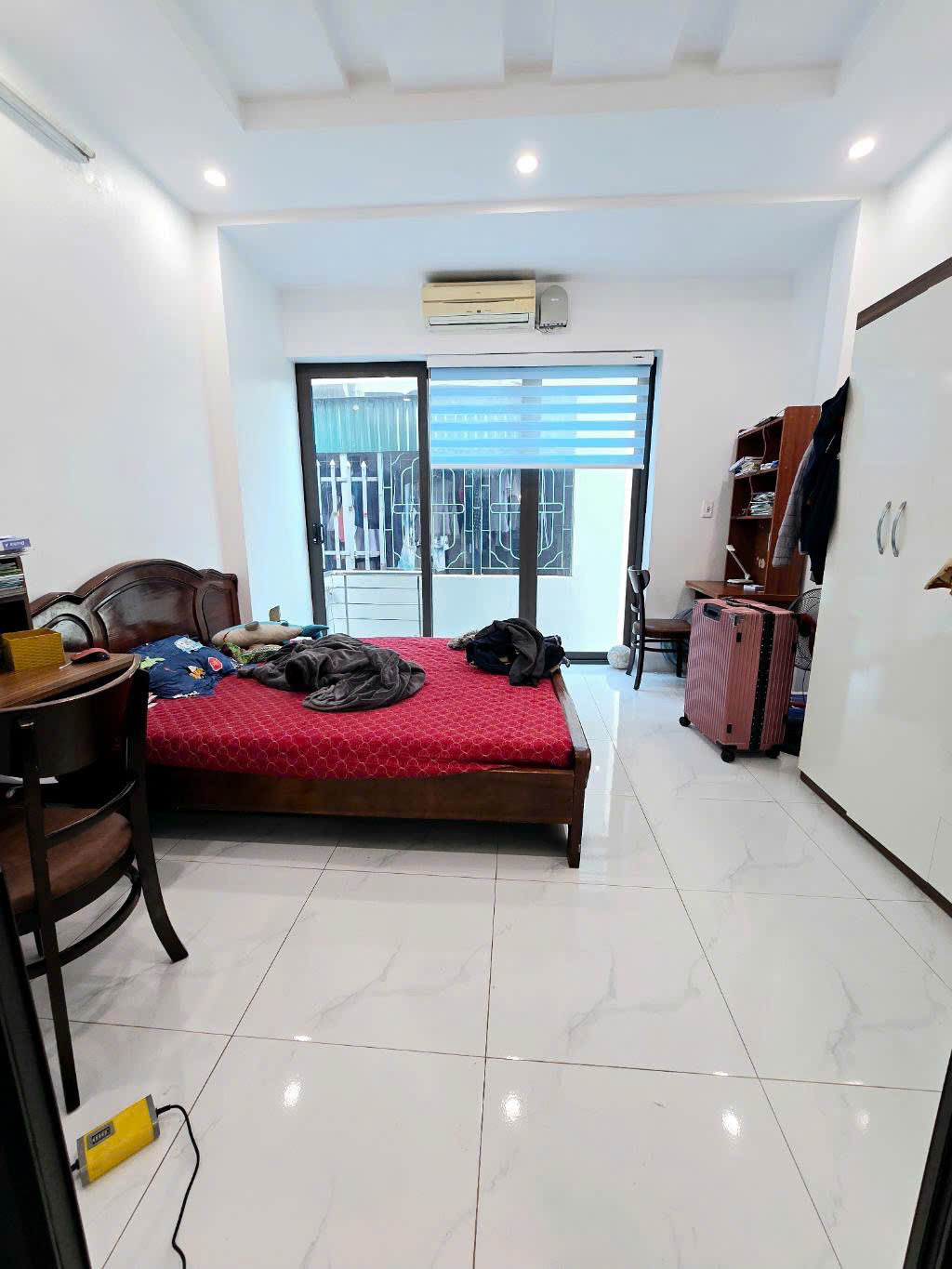 NHÀ ĐẸP LUNG LINH - 4 TẦNG - ĐẦY ĐỦ CÔNG NĂNG - DỌN VÀO Ở NGAY