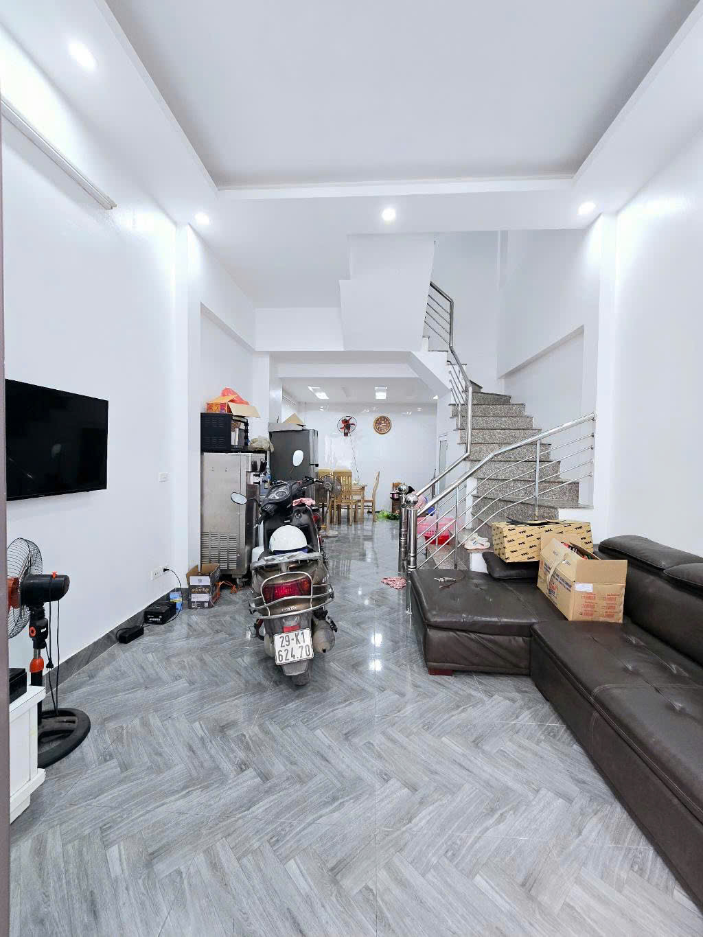 NHÀ ĐẸP LUNG LINH - 4 TẦNG - ĐẦY ĐỦ CÔNG NĂNG - DỌN VÀO Ở NGAY