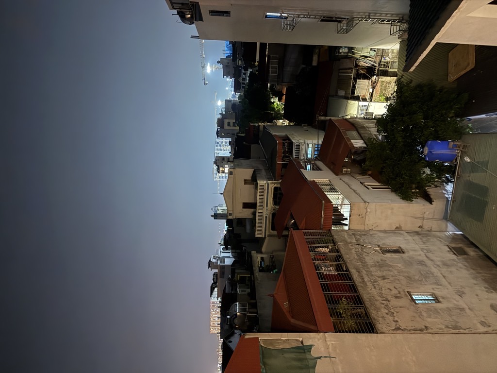 BÁN NHÀ TRUNG TÂM PHỐ VIỆT HƯNG - 5 TẦNG - NHÀ ĐẸP LUNG LINH - SỔ HỒNG CHÍNH CHỦ - VÀO Ở NGAY