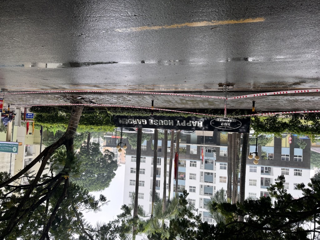 Bán chung cư CT18 KĐT Việt Hưng - lô góc - tiện ích - sang trọng - đẹp - ở ngay