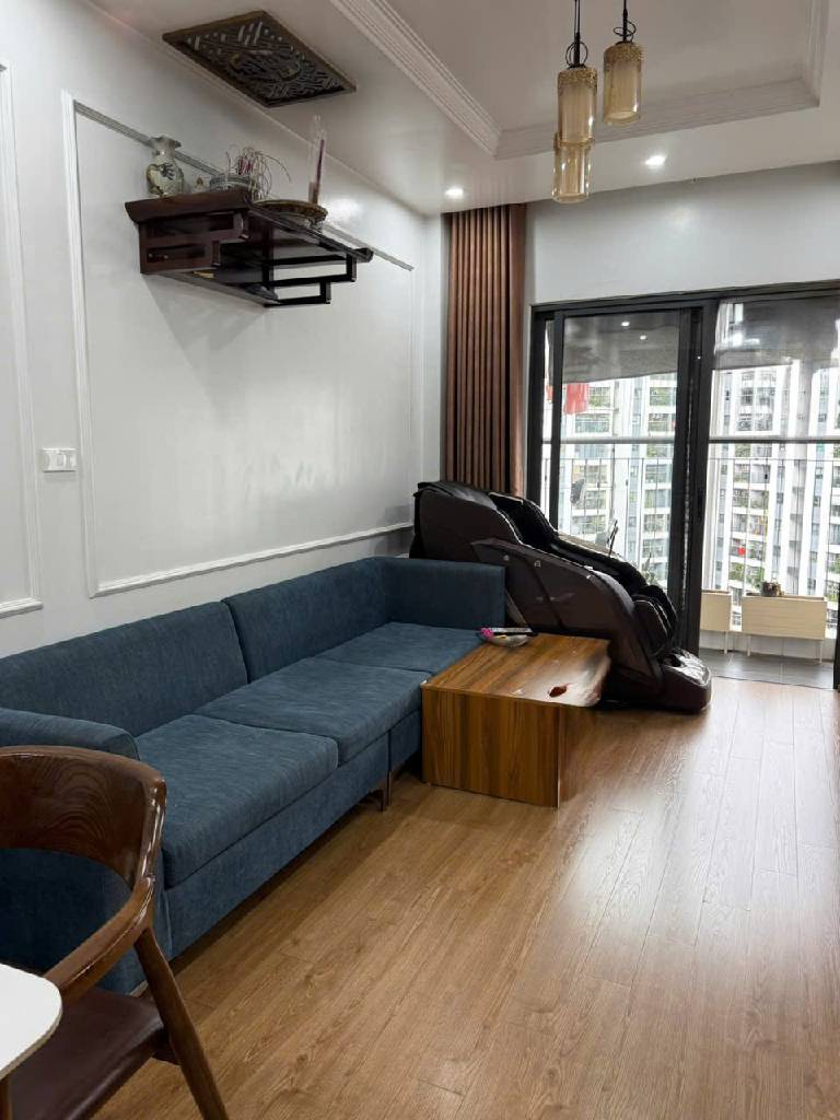 NHÀ ĐẸP Ở LUÔN- CĂN 2N- TẶNG FULL NỘI THẤT-TẦNG TRUNG, VIEW NỘI KHU-GẦN AEON, VINHOME- Ở CỰC SƯỚNG