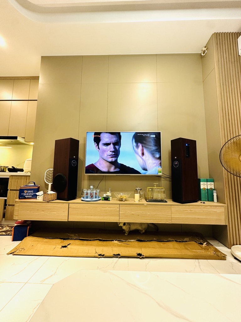 TRUNG TÂM VIỆT HƯNG - CHỦ VÀO NỘI THẤT TÂM HUYẾT - MỚI KOONG - 1 NHÀ RA Ô TÔ - NỞ HẬU