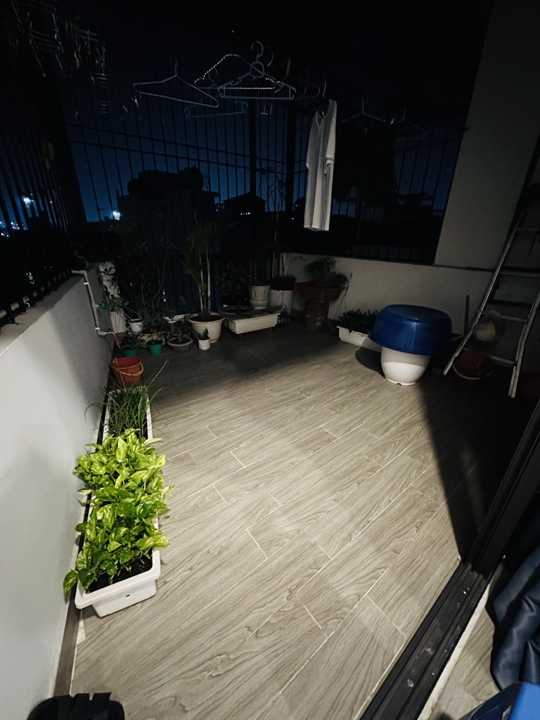 TRUNG TÂM VIỆT HƯNG - CHỦ VÀO NỘI THẤT TÂM HUYẾT - MỚI KOONG - 1 NHÀ RA Ô TÔ - NỞ HẬU