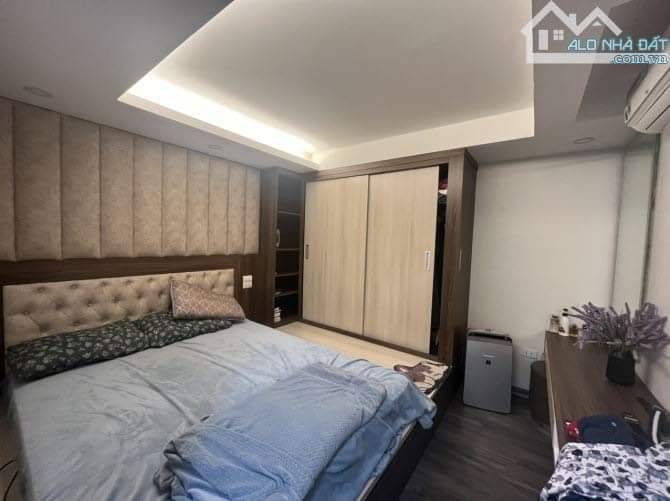 BÁN CĂN HỘ CC 2PN 2WC GIA THỤY - NGUYỄN VĂN CỪ - TIỆN ÍCH BẠT NGÀN - VÀO Ở LUÔN