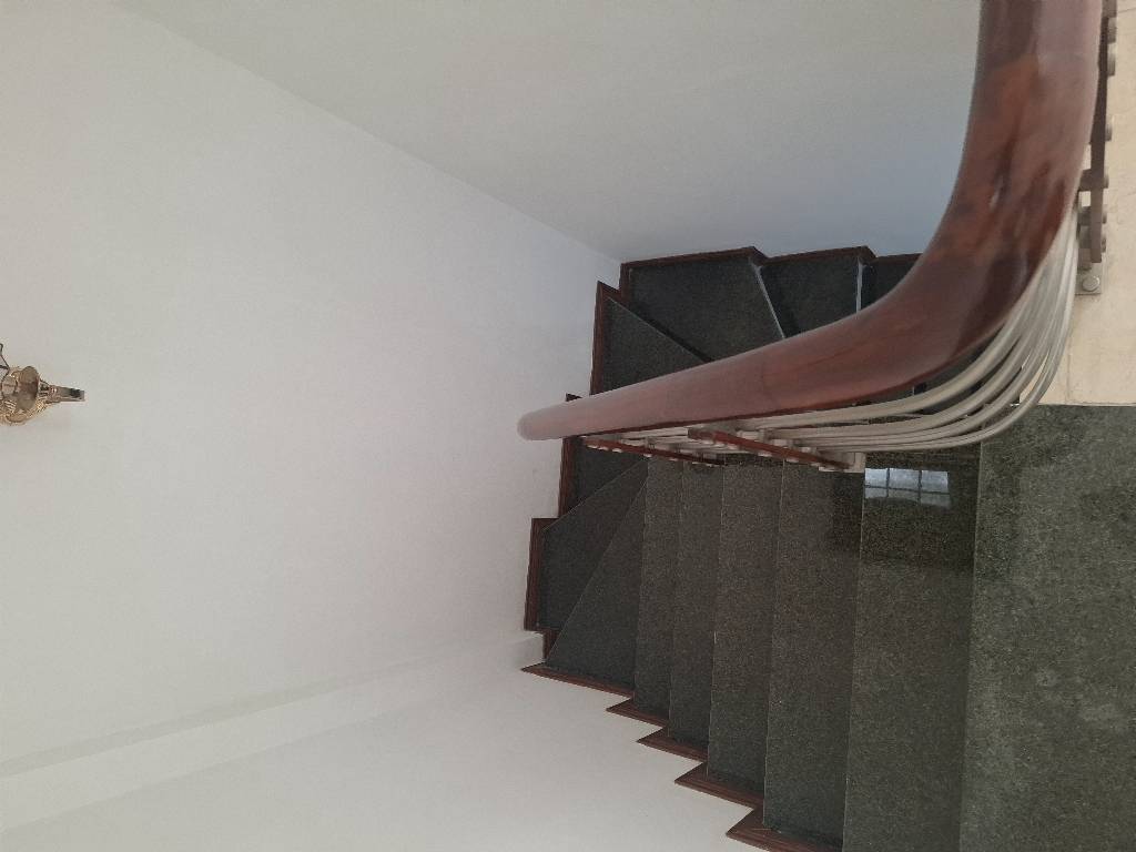 BÁN NHÀ MỚI VIỆT HƯNG - 5 TẦNG 3PN 4WC - FULL NỘI THẤT - VÀO Ở NGAY