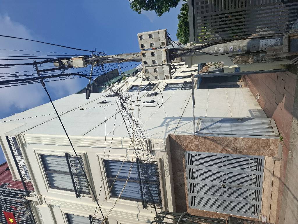 BÁN NHÀ MỚI VIỆT HƯNG - 5 TẦNG 3PN 4WC - FULL NỘI THẤT - VÀO Ở NGAY