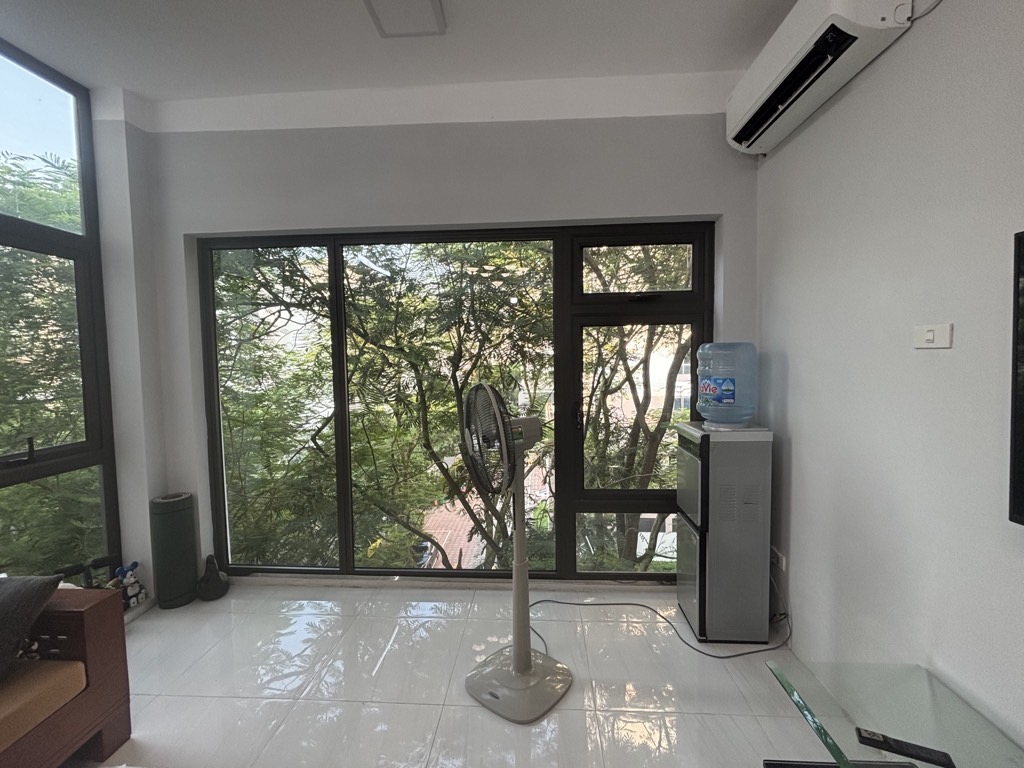 BÁN CĂN CHUNG CƯ 3PN 2WC SỔ ĐỎ CHÍNH CHỦ - KĐT VIỆT HƯNG - GIÁ 7.2 TỈ - FULL NỘI THẤT - VÀO Ở LUÔN