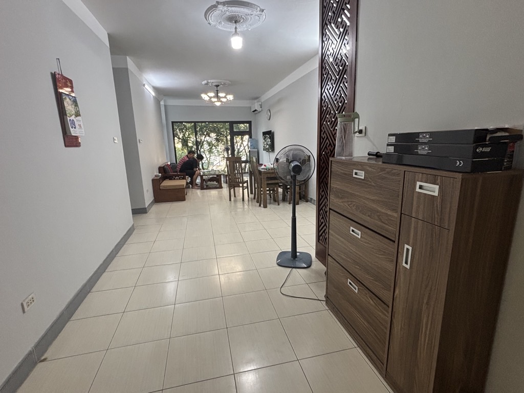 BÁN CĂN CHUNG CƯ 3PN 2WC SỔ ĐỎ CHÍNH CHỦ - KĐT VIỆT HƯNG - GIÁ 7.2 TỈ - FULL NỘI THẤT - VÀO Ở LUÔN