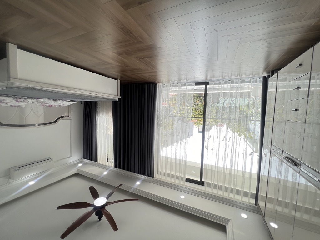 BÁN BIỆT THỰ PHỐ NGÔ GIA TỰ - PHƯỜNG VIỆT HƯNG, LONG BIÊN - 130M  - FULL NỘI THẤT - VÀO Ở LUÔN