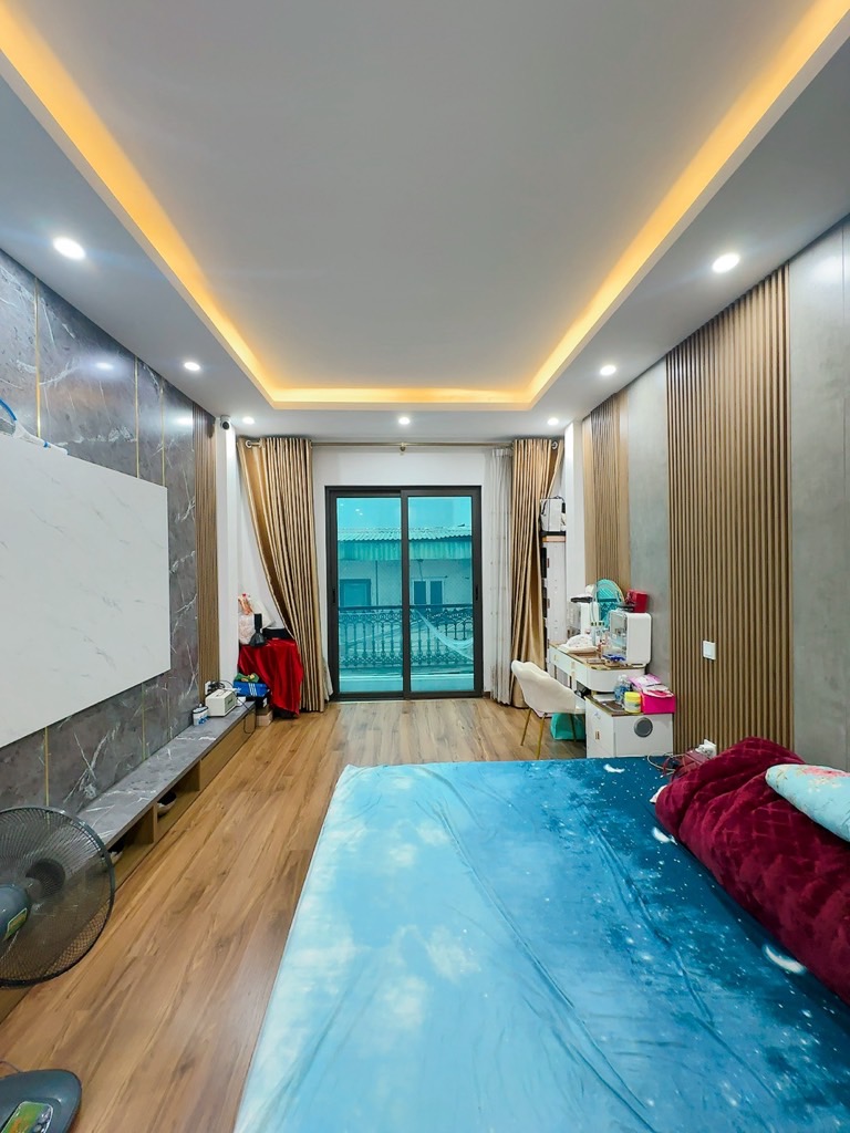 BÁN NHÀ PHÂN LÔ 6 TẦNG THANG MÁY - PHÚC ĐỒNG - SÂN GOLF LONG BIÊN - FULL NỘI THẤT