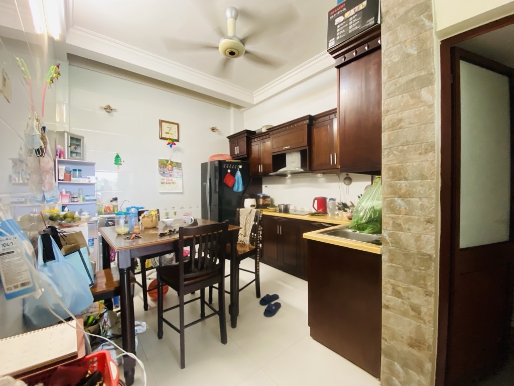 BÁN NHÀ PHÂN LÔ TDC GIANG BIÊN -  Ô TÔ TRÁNH VỈA HÈ HAI BÊN THOÁNG VĨNH VIỄN 5 TẦNG -  GIÁ CHÀO 13.5 TỶ