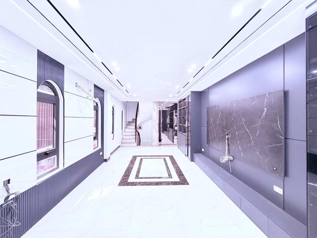 BÁN NHÀ SÀI ĐỒNG HOA HẬU - THIẾT KẾ HIỆN ĐẠI - 7 TẦNG THANG MÁY - FULL NỘI THẤT - LÔ GÓC - NGÕ THÔNG - KINH DOANH