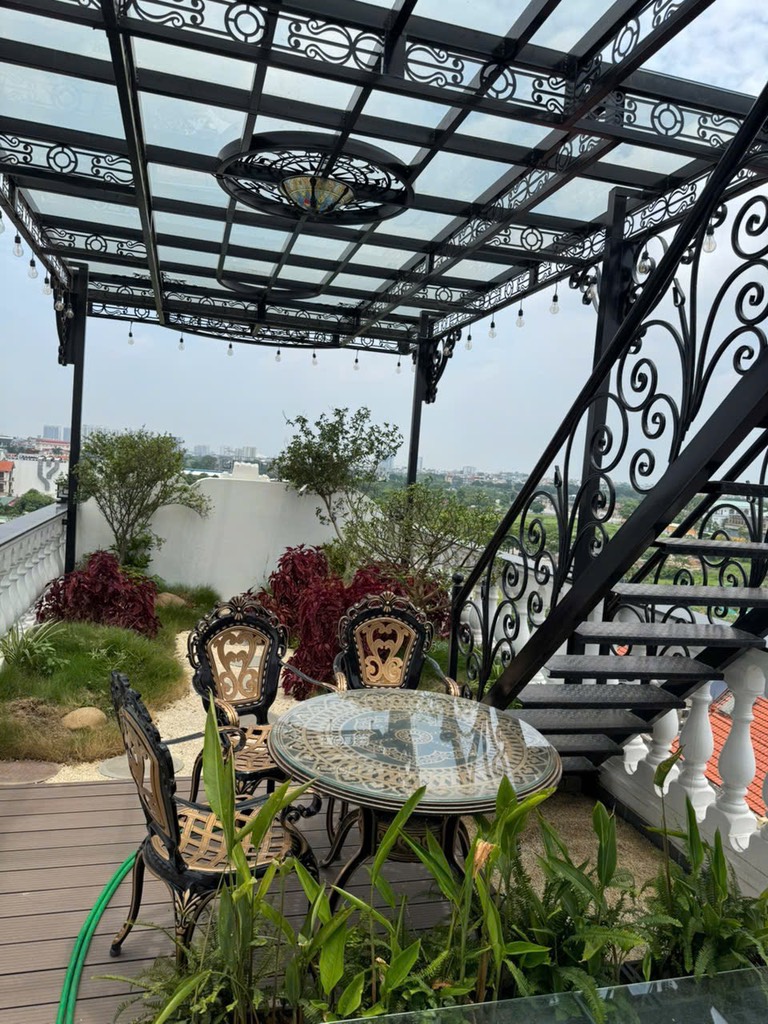 NHÀ ĐẸP 8 TẦNG x 65M MỚI XÂY - CUNG ĐIỆN THU NHỎ - PHÚC ĐỒNG - LONG BIÊN - 2 Ô TÔ VÀO NHÀ