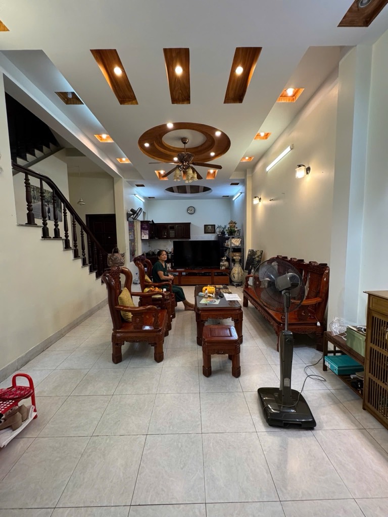 KHU VỰC HIẾN NHÀ BÁN, PHÂN LÔ QUÂN ĐỘI