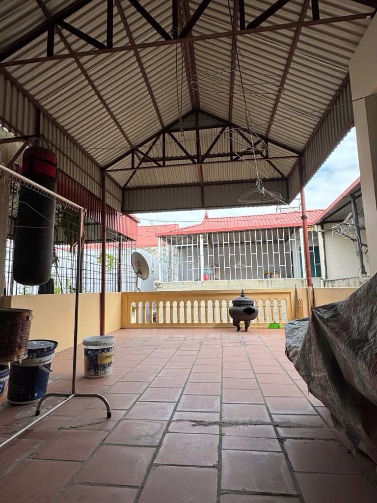 KHU VỰC HIẾN NHÀ BÁN, PHÂN LÔ QUÂN ĐỘI