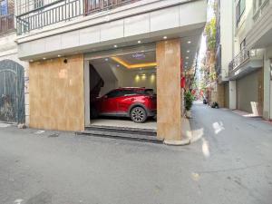 Nhà phố Vương Thừa Vũ, thuộc căn nhà hoa hậu, lô góc