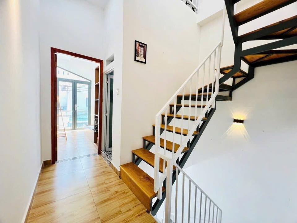 BÁN NHÀ GIÁ TỐT